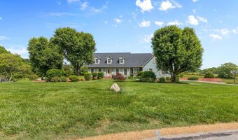 3054 Hawthorne St, Athens, TN 37303