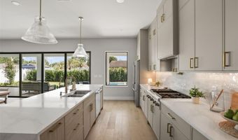 1326 W NEW HAMPSHIRE St, Orlando, FL 32804