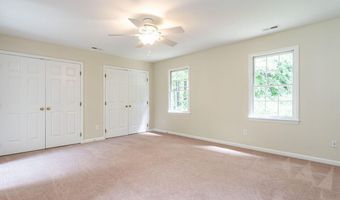 4032 Brook Cross Dr, Apex, NC 27539