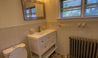 37 E Gloucester Pike 1, Barrington, NJ 08007