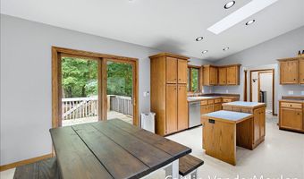 11484 Cameron Ave, Allendale, MI 49401