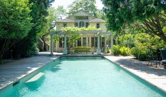 4 COZZENS Ln, Amagansett, NY 11930