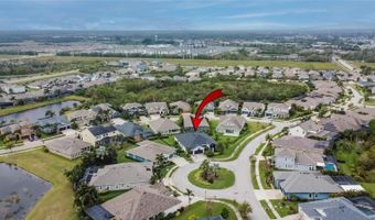 6927 CRESTPOINT Dr, Apollo Beach, FL 33572