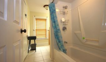 125 Grove St, Bangor, ME 04401