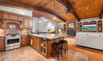 5966 Nachoochee Trl, Flowery Branch, GA 30542