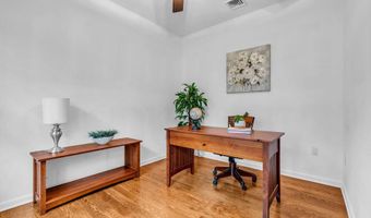 10 Greenwood Pl, Middletown, NJ 07748