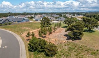 2754 LINCOLN Ave 1, Bandon, OR 97411