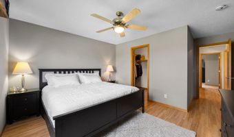 10390 64th St NE, Albertville, MN 55301