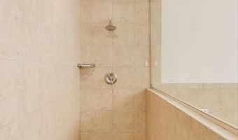 1506 W NORTHWEST Hwy, Arlington Heights, IL 60004