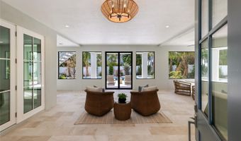 215 SYCAMORE Ave, Anna Maria, FL 34216
