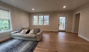 1702 Hill St, Ann Arbor, MI 48104