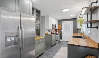 234 Shawnee Dr, Bedford, IN 47421
