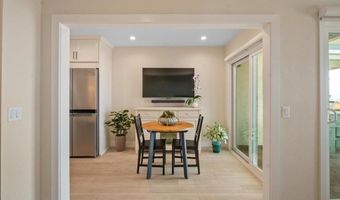6757 Heath Ct, Carlsbad, CA 92011