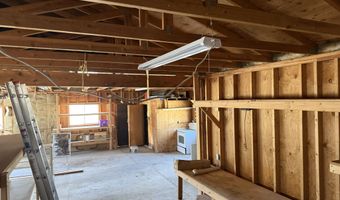 3060 W 2500 N N, Arco, ID 83213