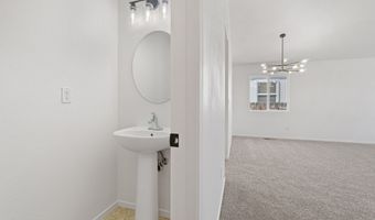 419 Sunshine Ln, Fernley, NV 89408