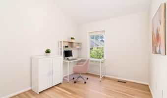 9821 TIFFANY HILL Ct 71, Bethesda, MD 20814