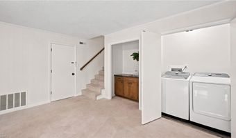 159 Charlotte Pl, Advance, NC 27006
