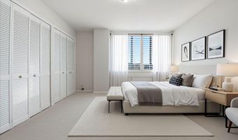 6641 WAKEFIELD Dr 703, Alexandria, VA 22307