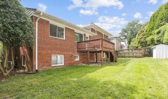 4503 TRAYMORE St, Bethesda, MD 20814