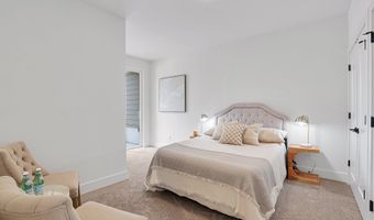 5069 SE KING Rd B, Milwaukie, OR 97222