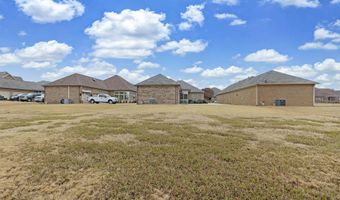 25390 Castlebury Dr, Athens, AL 35613