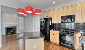 5120 GRIMM Dr, Alexandria, VA 22304
