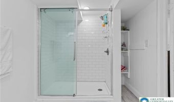 2811 W Fairview St, Allentown, PA 18103