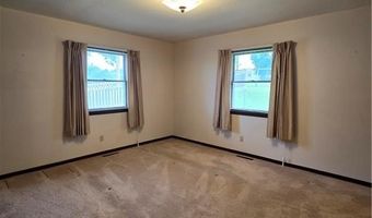 2213 Millwood Dr, Atchison, KS 66002
