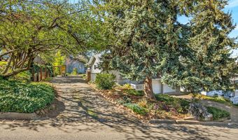 1159 Park St, Ashland, OR 97520