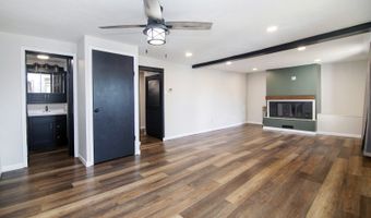 205 W 5th St, Aroma Park, IL 60910