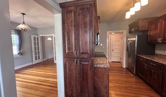 1207 8th St, Aurora, NE 68818