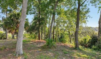 6114 Vaux Rd, Beaufort, SC 29906