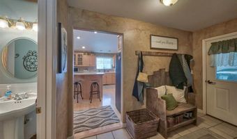 86 Rolling Hills Dr, Cody, WY 82414
