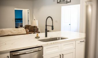 336 Somerset Dr, Appomattox, VA 24522