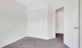 102 Fallon Ct, Apex, NC 27539