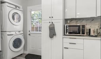 4719 25TH St N, Arlington, VA 22207