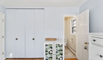 6 Advocate Pl, Danbury, CT 06810