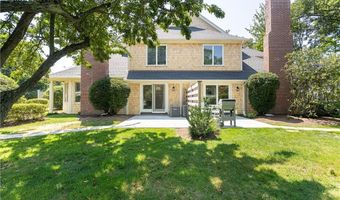 112 Harrison Ave, Newport, RI 02840