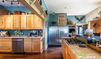 3080 3064 North Fork Hwy, Cody, WY 82414
