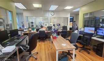 10421 Magnolia Ave S, Anaheim, CA 92804