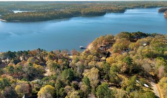 257 Riverlake Rd, Fair Play, SC 29643