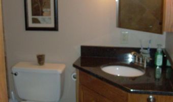 1899 Eisenhower Cir, Aberdeen, SD 57401