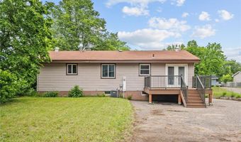 908 38th Ave, Anoka, MN 55303