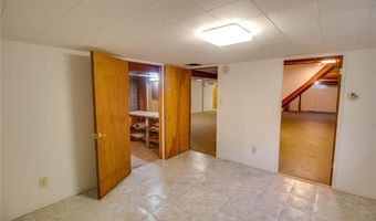 4401 Wedgewood Dr, Alton, IL 62002