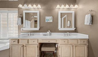 5602 W GARY Dr, Chandler, AZ 85226