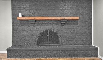 2404 N Robin St, Altus, OK 73521