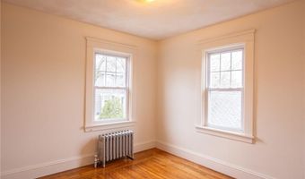 28 Rosewood Ave, Cranston, RI 02905