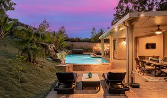 5401 Reef Cir, Carlsbad, CA 92008