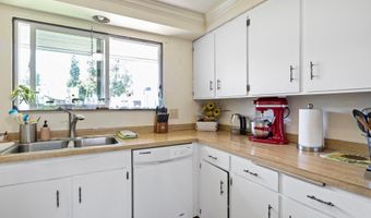 4635 DAISY St, Springfield, OR 97478
