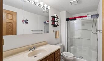 15062 Crane St NW, Andover, MN 55304